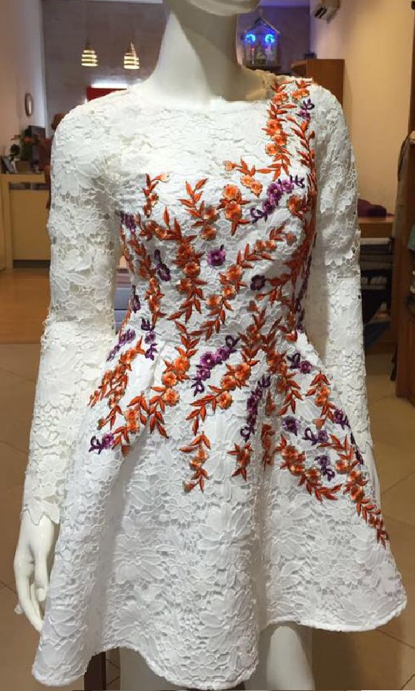 embroidery white dress